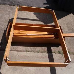 lot 33 image: NEW TABLE FRAME
