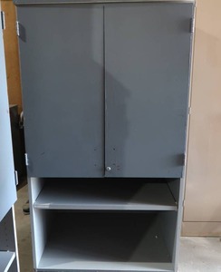 lot 41 image: LARGE STORAGE CABINET