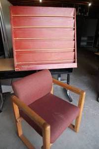 lot 65 image: MAGAZINE RACK  CHAIR