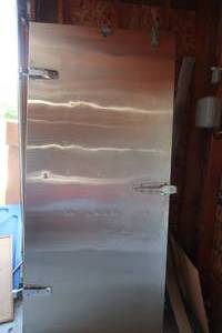 lot 68 image: NSF FREEZER DOORS