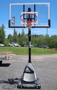 lot 69 image: TF66C SPALDING BASKETBALL HOOP