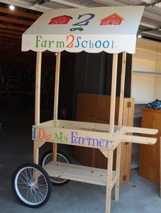 lot 74 image: HAND MADE CART WITH TOPPER