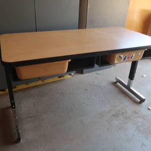 lot 77 image: PAIR OF TABLES