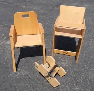 lot 95 image: WOODEN CHAIRS BY JONTI CRAFT