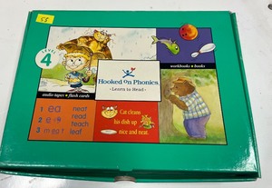 lot 55 image: Hooked on Phonics level 4