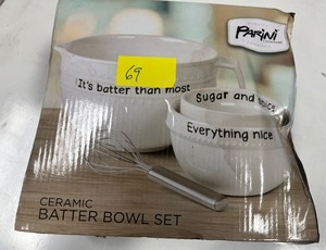 lot 69 image: Ceramic batter bowl set