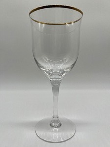 lot 74 image: NORITAKE - TROY Glasses - Gold Rimmed Red Wine Glasses - Qty 12