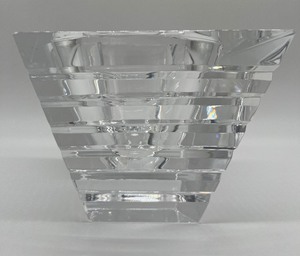 lot 78 image: ORREFORS Horizon Crystal Bowl - Sweden