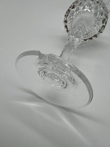 lot 81 image: Gold Rimmed CRISTAL DARQUES - Durand Valencay Champagne Flutes - Qty 8