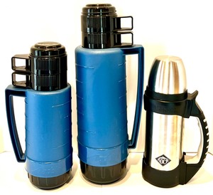 lot 515 image: ALADDIN & THERMOS Insulated Hot or Cold Beverage Containers - QTY 3