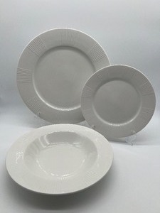 lot 28 image: ONEIDA MAJESTICWARE Bowls, Dinner and Salad Plates - 12 Of Each