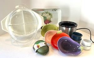 lot 536 image: 1.5 Qt Barbed Wire VINTAGE PYREX Divided Casserole Dish, POTTERY BARN CERAMIC Vegetable Mini Bowls, CROCK POT Little Dipper and More
