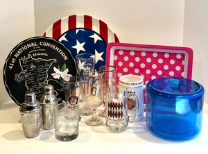 lot 322 image: Assorted BAR and SERVE WARE Pair of Mini Mixing Tins, Ice Bucket, Various Glassware, Plastic and Metal Trays