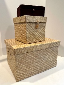 lot 325 image: Pair of WOVEN Lidded DECORATIVE STORAGE Boxes and BEADED Silk Jewelry Box