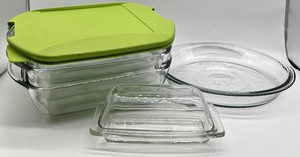 lot 547 image: PYREX Butter Dish, ANCHOR HOCKING and Other 2QT Glass Casserole and Pie Plates
