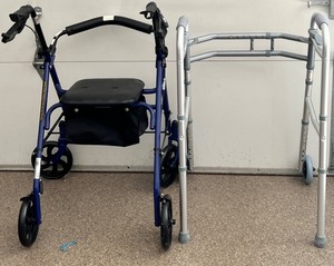 lot 251 image: DRIVE 4 Wheeled Walker  & Folding Walker