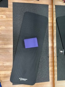 lot 304 image: Variety of Workout Mats