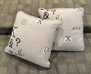lot 263 image: Pair of LARGE SHAM PILLOWS