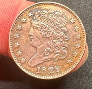 lot 2 image: 1828 Classic Head Half Cent