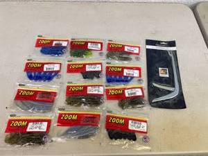 lot 171 image: New Fishing Lures & Hook Remover