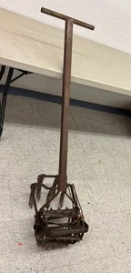 lot 180 image: Vintage Garden Implement