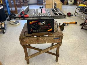 lot 207 image: Menards 10 Table Saw