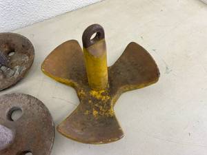 lot 70 image: Boat Anchors