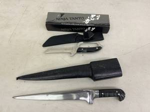 lot 93 image: Knives