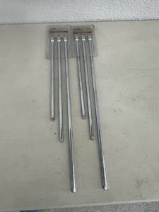 lot 108 image: 2 - 3 Piece 38 Drive Long Extension Bar Sets
