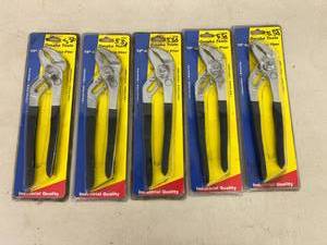 lot 118 image: 5 10 Groove Joint Pliers