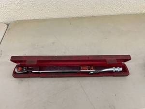 lot 123 image: Snap On TQFR 250 Torque Wrench