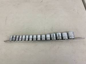 lot 128 image: Snap-On Sockets