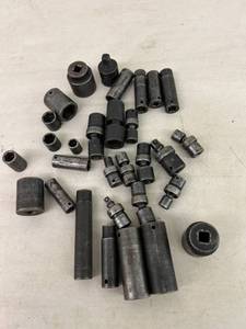 lot 141 image: Snap-On Sockets