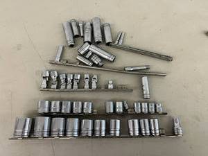 lot 143 image: Snap-On Sockets