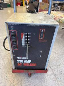 lot 151 image: 230 AMP AC Welder