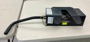 lot 234 image: Husky 16K 5th Wheel Hitch
