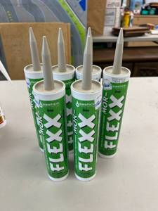 lot 247 image: 6 Tubes Flexx Mor Gray