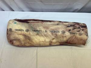 lot 2 image: 18.8lb Boneless Ribeye Roast