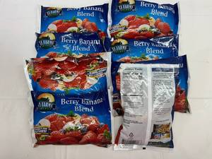 lot 40 image: 8x 10oz Berry Banana Blend Frozen Fruit