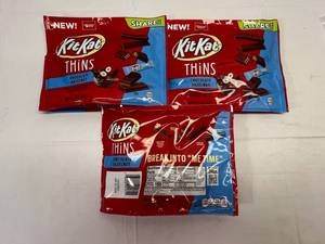 lot 100 image: 3x 7.2oz KitKat Thins Chocolate Hazelnut