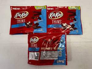 lot 102 image: 3x 7.2oz KitKat Thins Chocolate Hazelnut