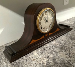 lot 30 image: Elegant Vintage Ingraham Duplex Hathor Clock