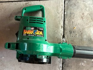 lot 74 image: Barracuda Super Blower 2595