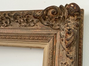 lot 67 image: Large Ornate Antique Frame