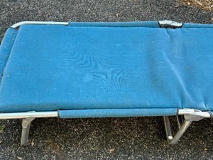 lot 45 image: Single Camping Cot