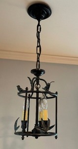 lot 24 image: Decorative Hanging Light Fixture