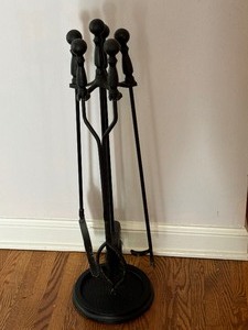 lot 25 image: Fireplace Tool Set