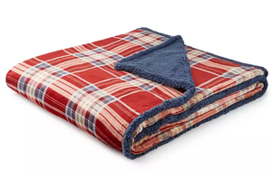 lot 170 image: King Size Members Mark Plush Sherpa Blanket