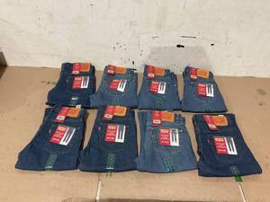 lot 353 image: Lot of 8 Size Youth 14 Levi Jeans