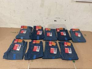 lot 354 image: Lot of 9 Size Youth 12 Levi Jeans